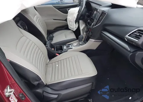 2019 Subaru Forester Premium z USA, uszkodzony, nr VIN JF2SKAEC8KH583550